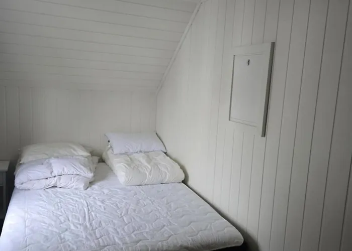 Reine Mountain View Retreat Casa de Férias Moskenes